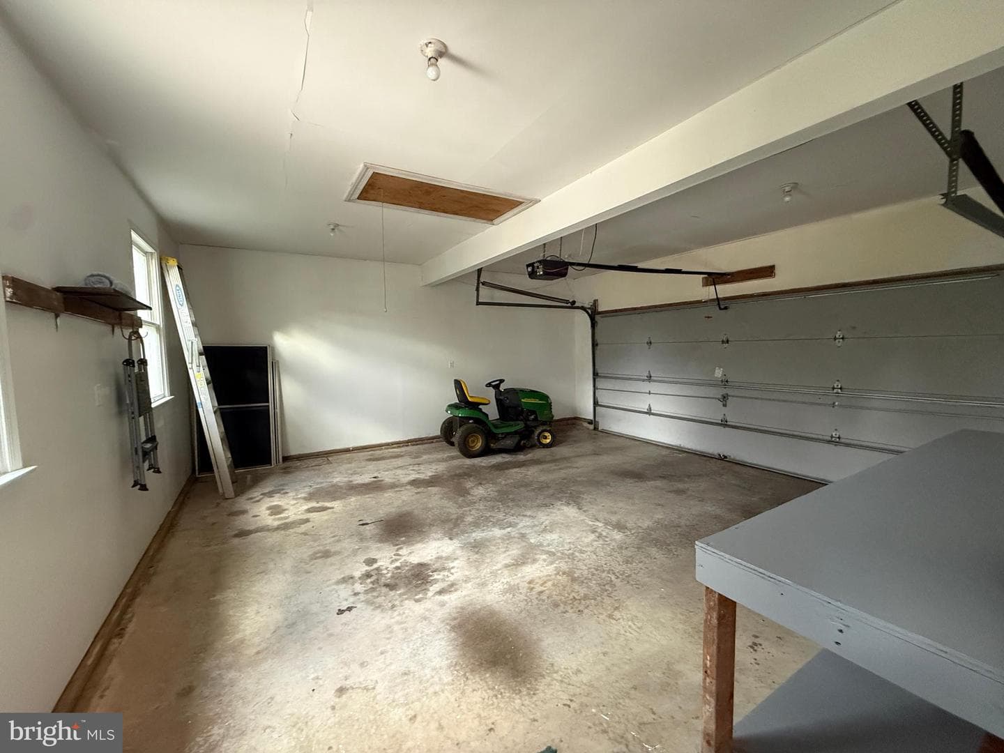 839 Frank Road photo 27