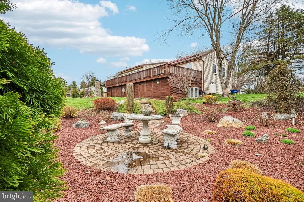 23 W Conestoga Road photo 54