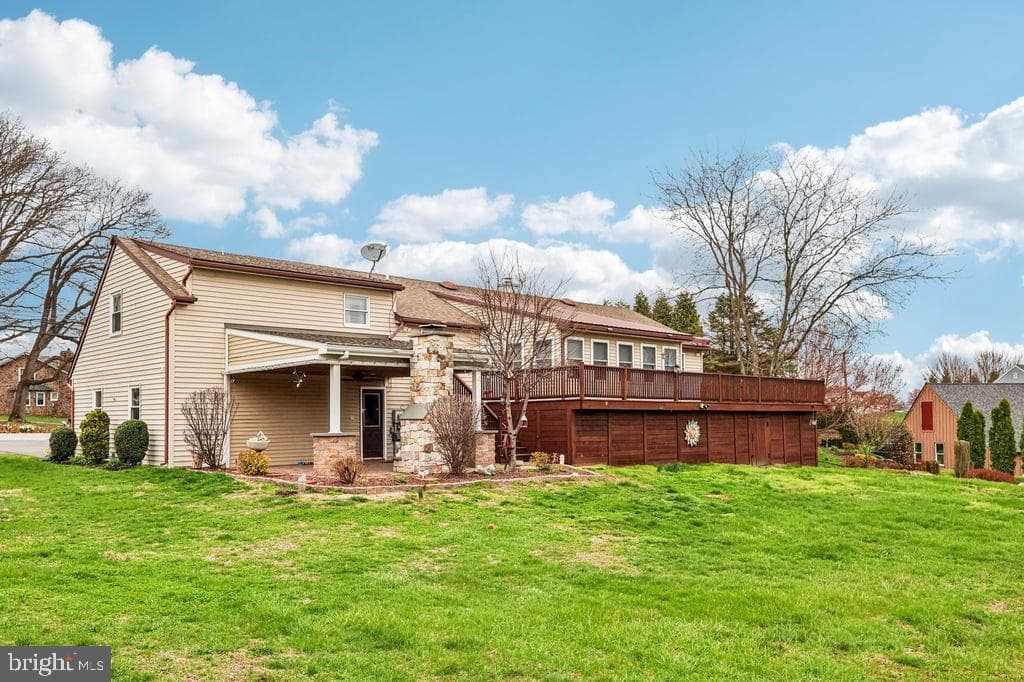 23 W Conestoga Road photo 59