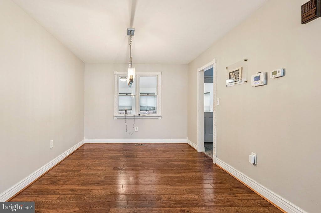 23 W Conestoga Road photo 9