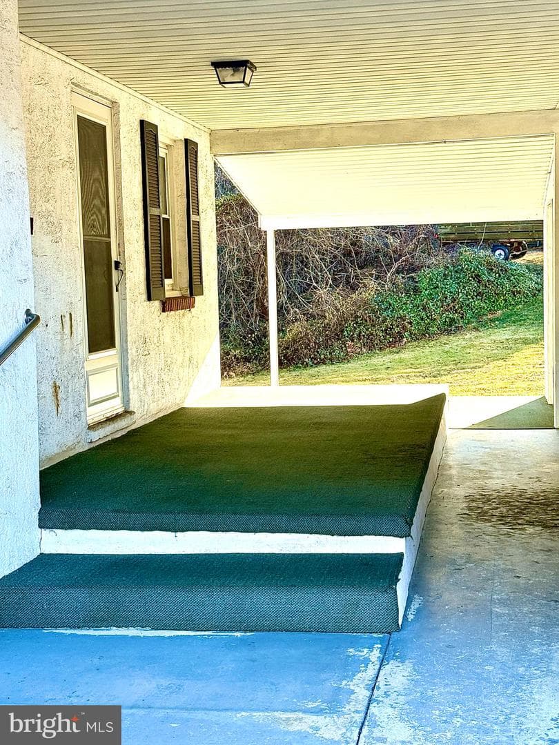 320 S Bonsall Road photo 32