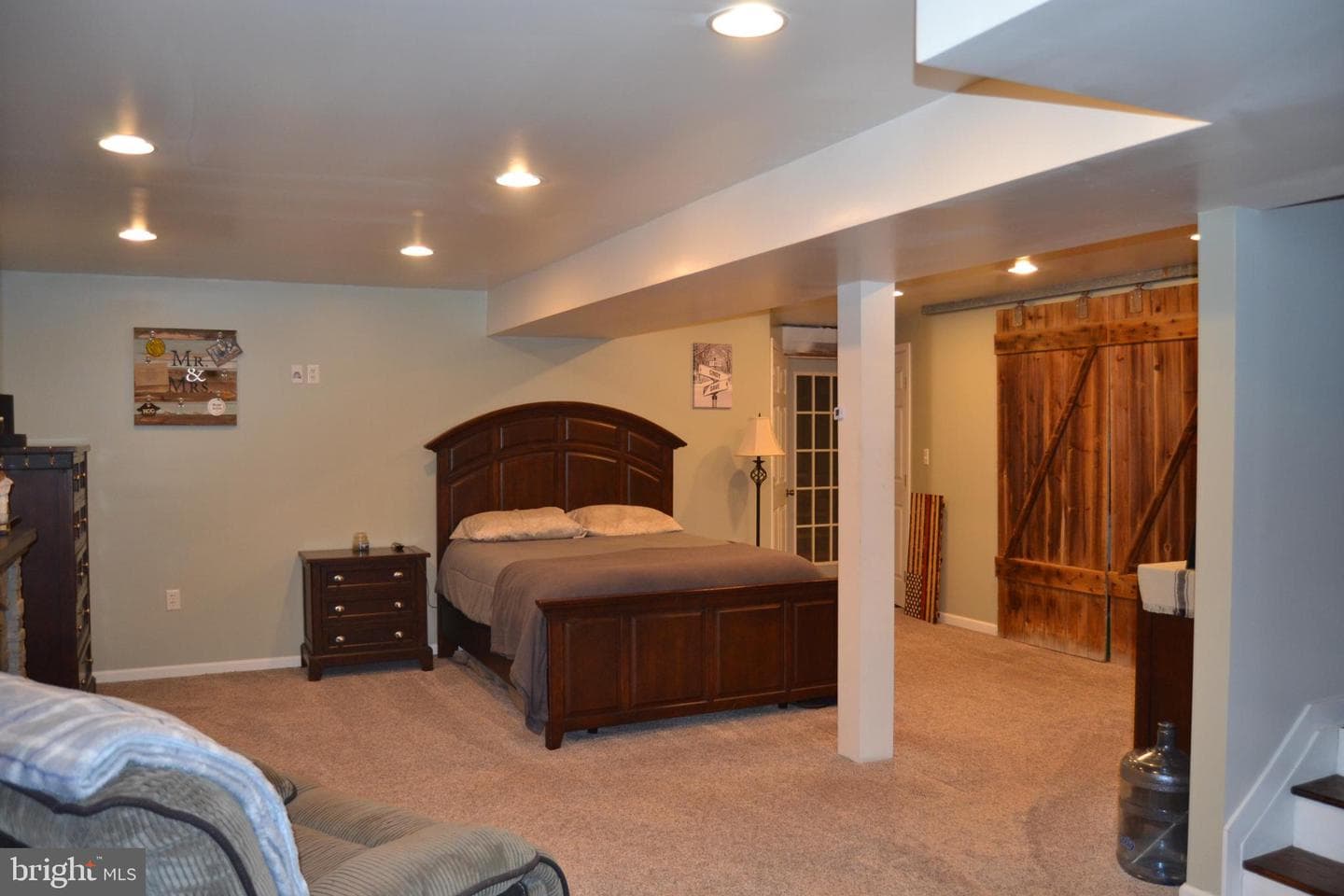 686 State Road photo 19