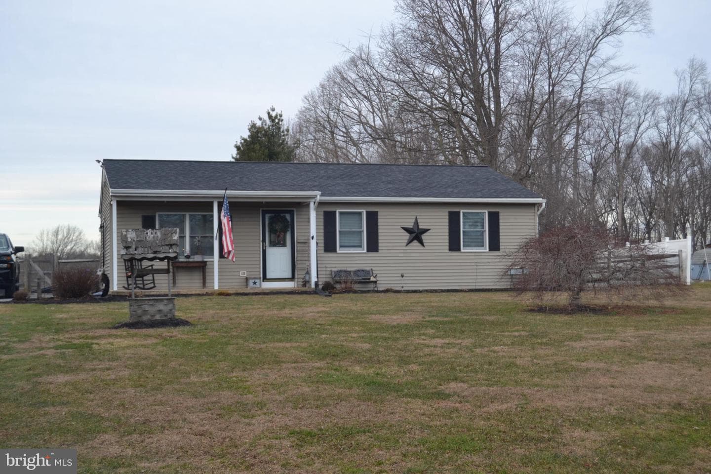 686 State Road photo 43