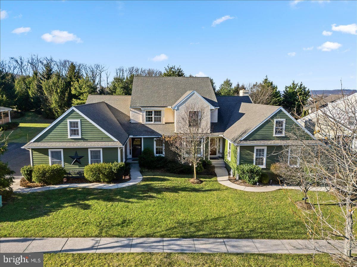 9 Parkside Drive photo 1