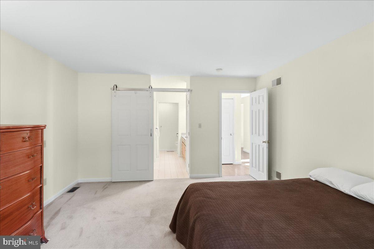 9 Parkside Drive photo 12