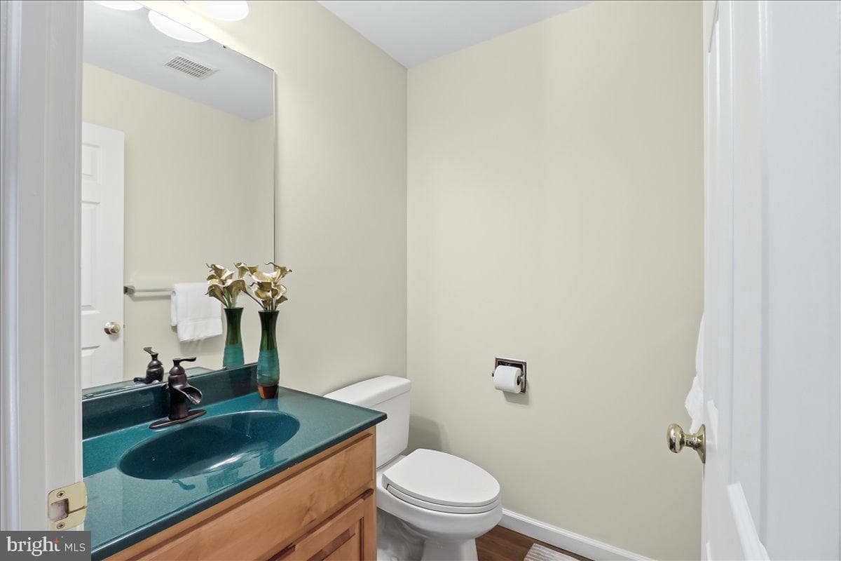 9 Parkside Drive photo 17