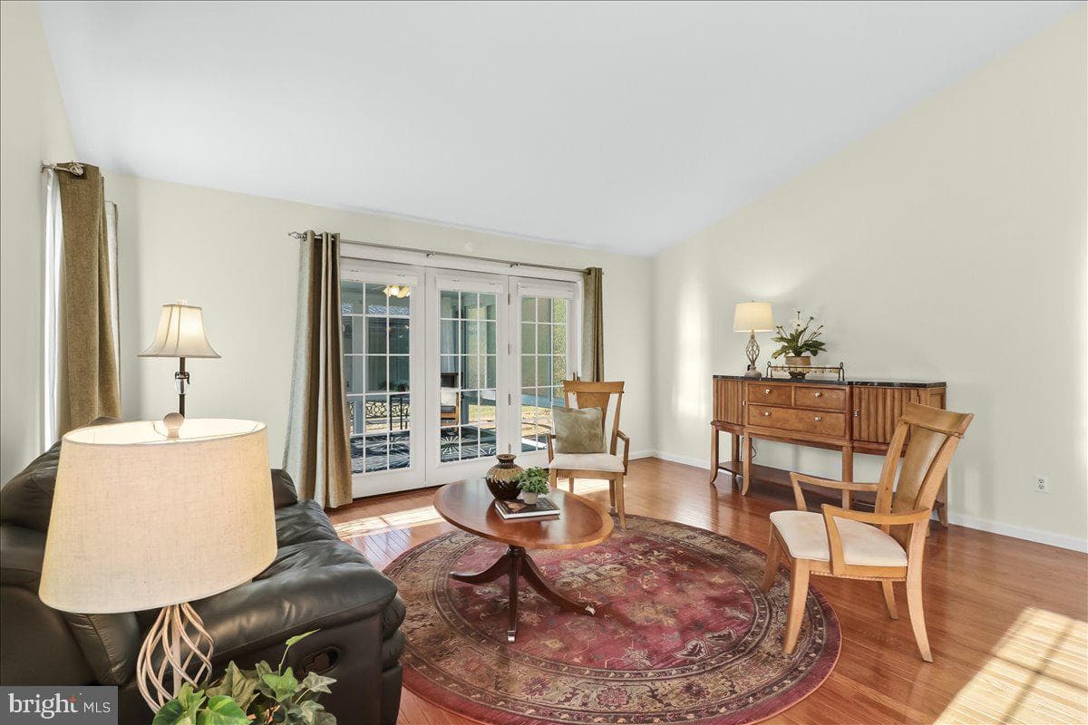 9 Parkside Drive photo 9