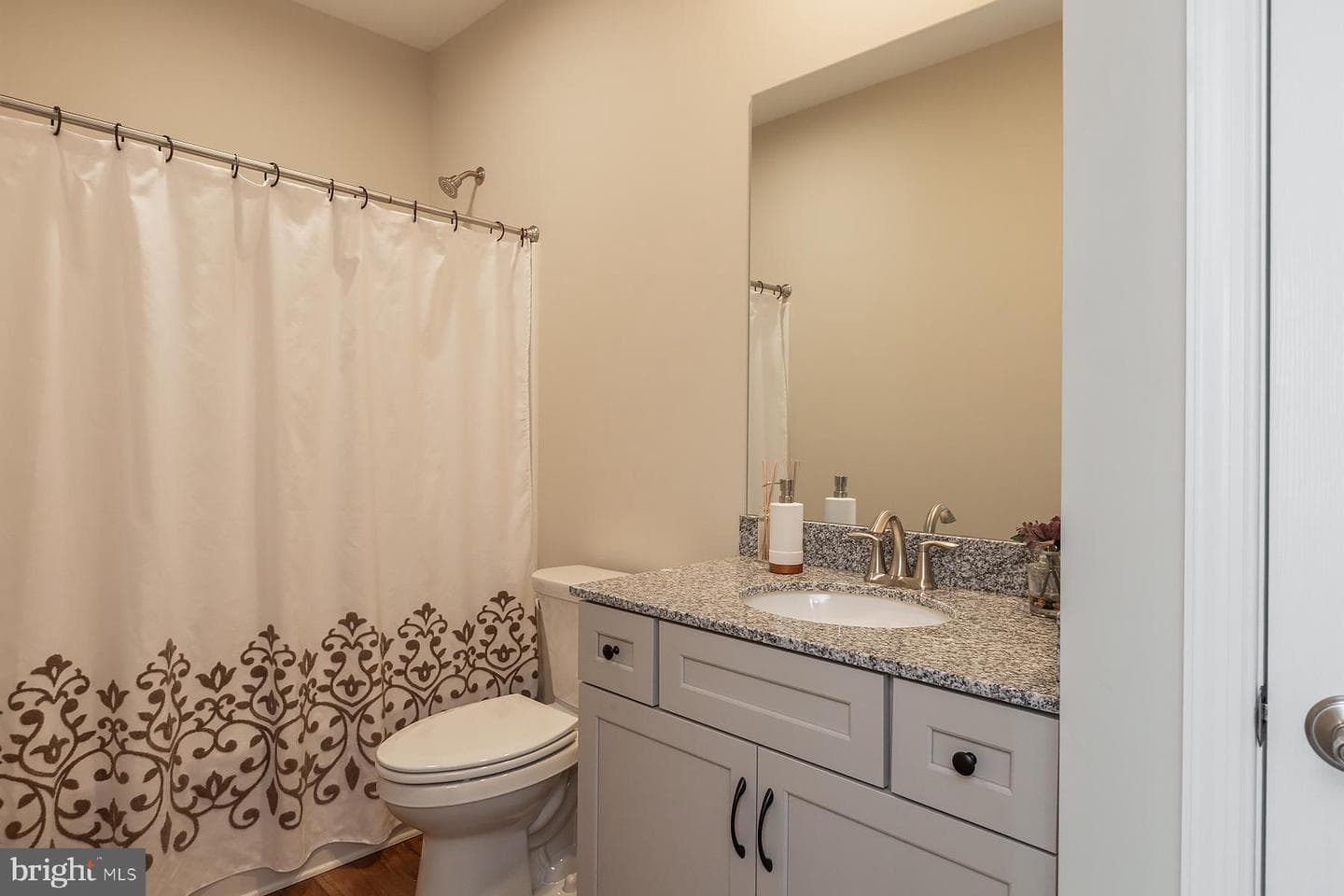 602 Greenbriar Path photo 22