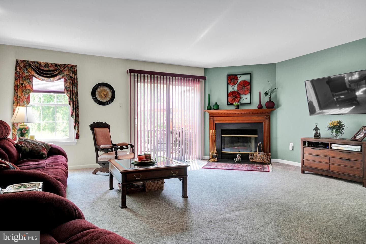 202 Thia Court photo 12