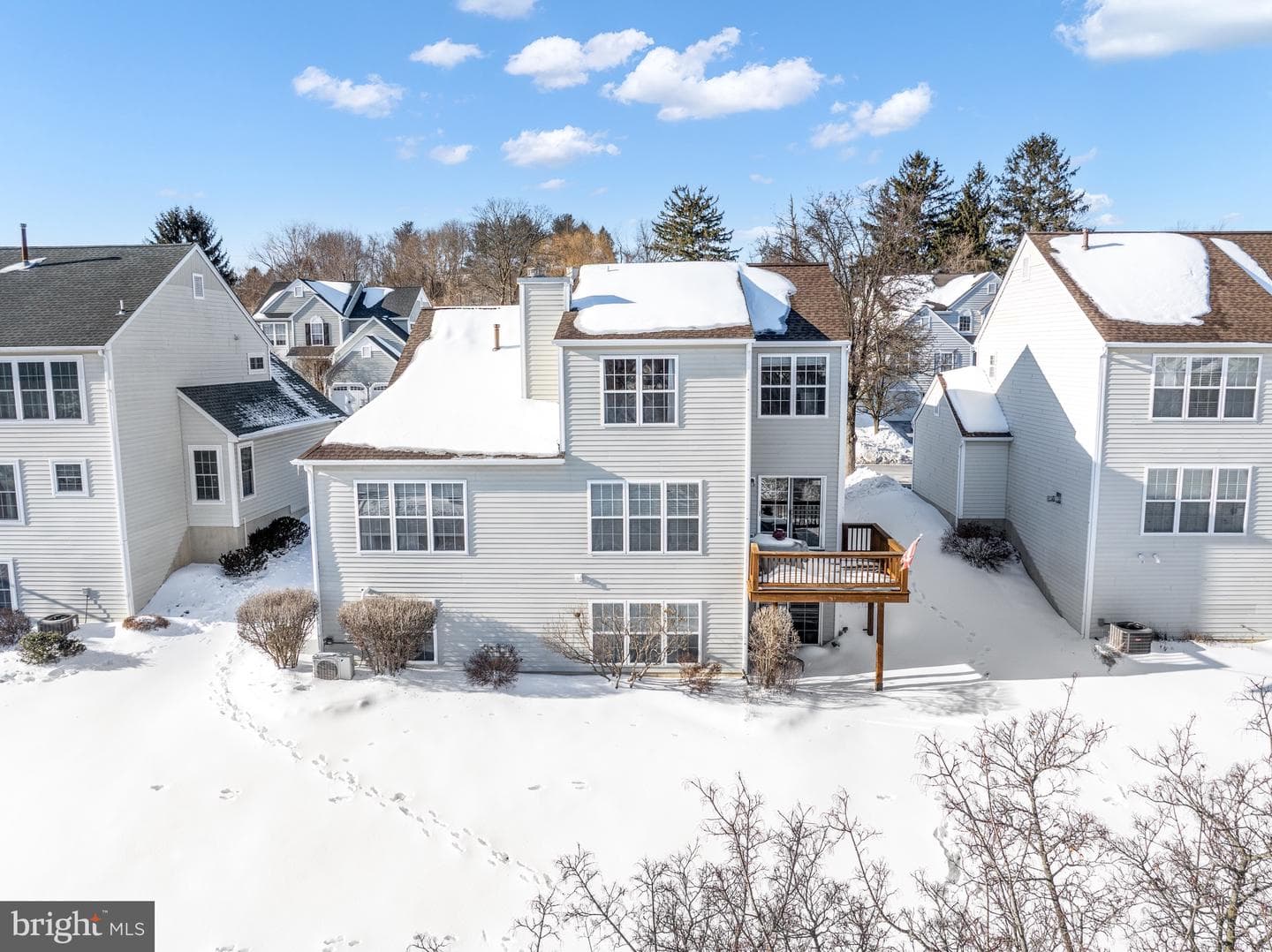 403 Carpenters Cove Lane photo 3