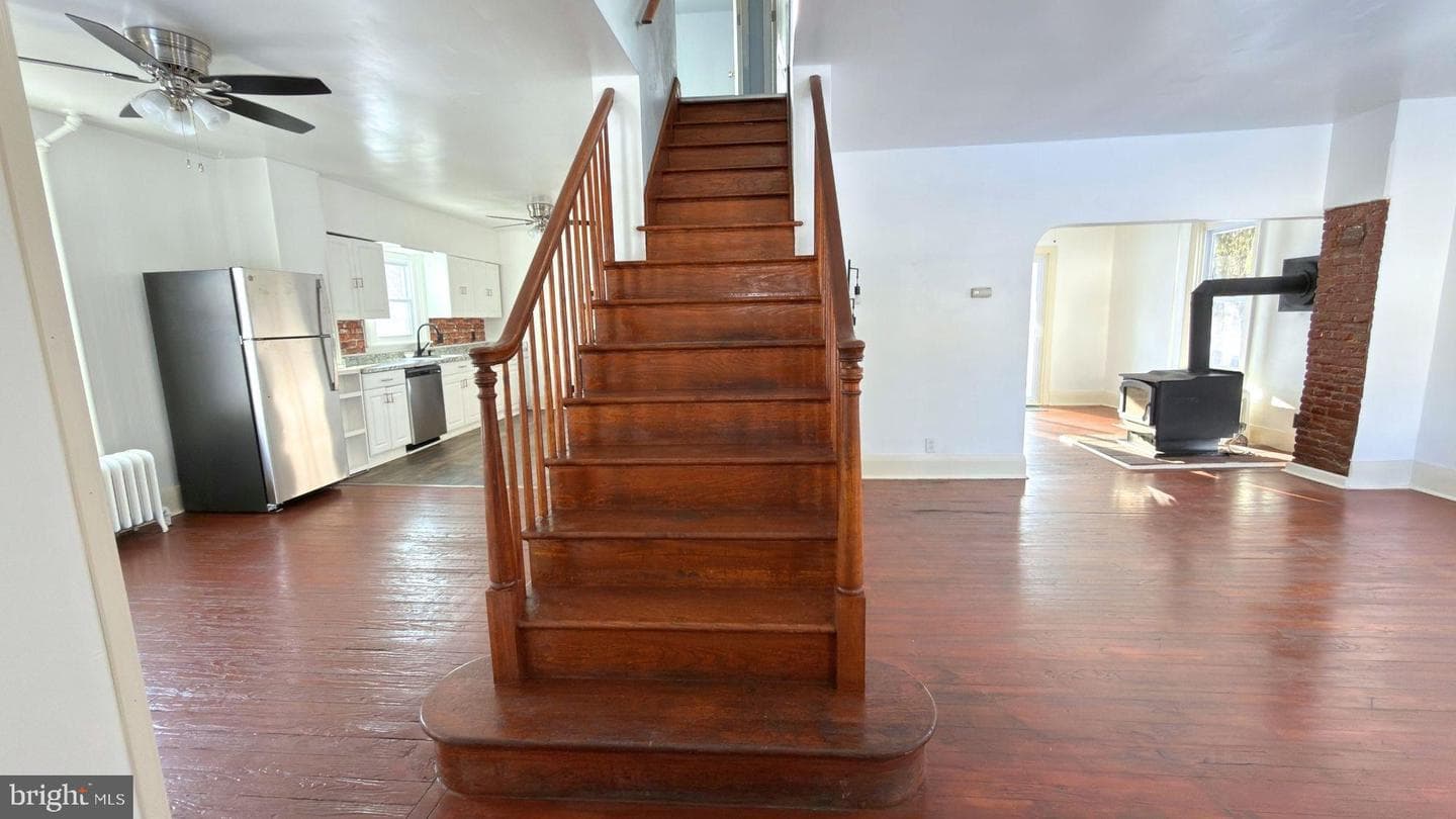 11 Newport Avenue photo 5