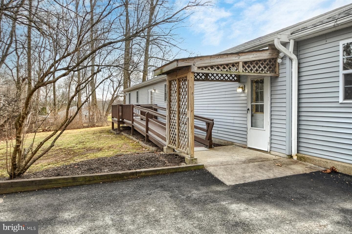 401 Dalton Road photo 33