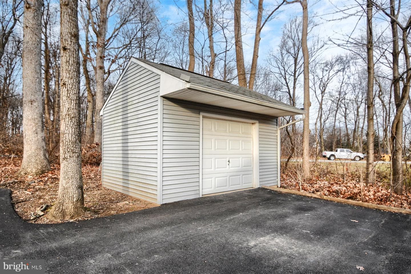 401 Dalton Road photo 4