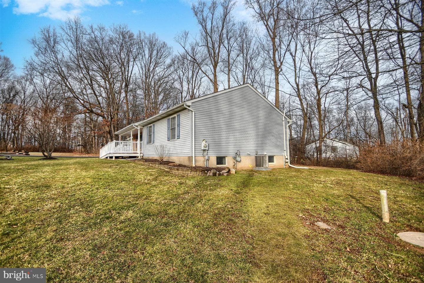 401 Dalton Road photo 8