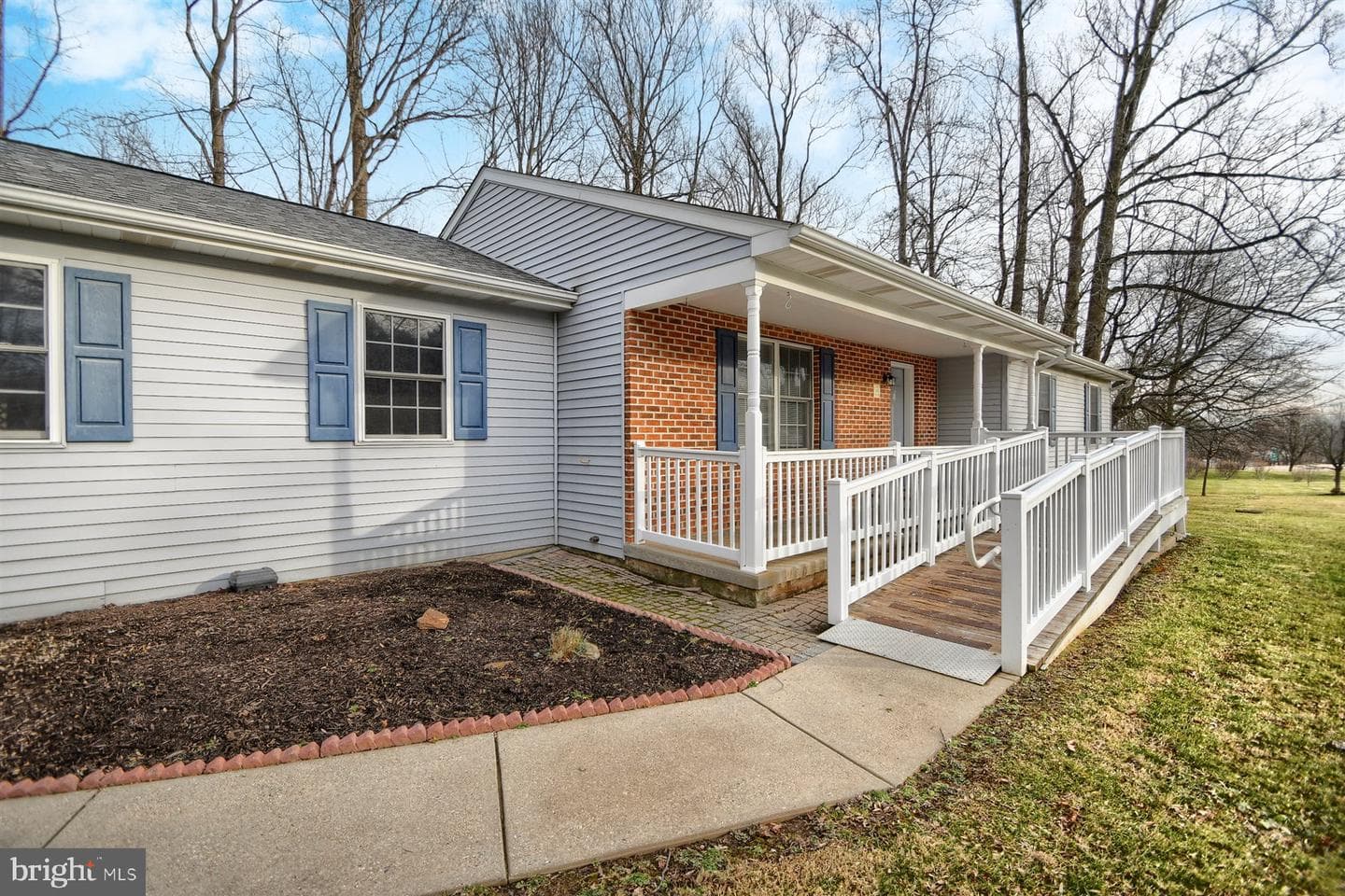 401 Dalton Road photo 9