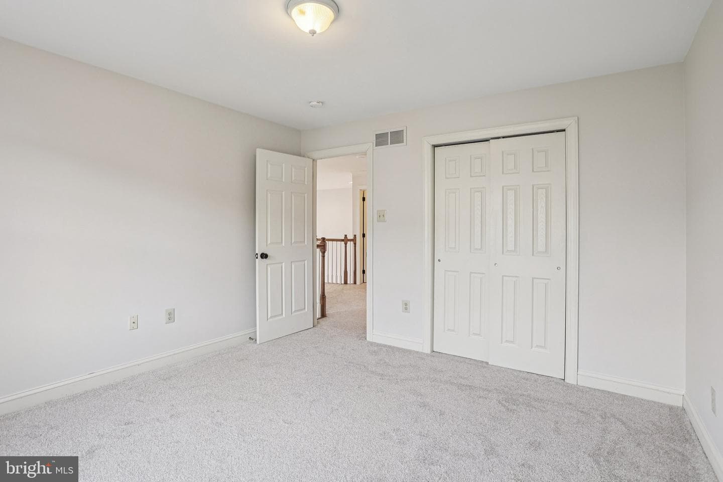 82 Granville Way photo 30