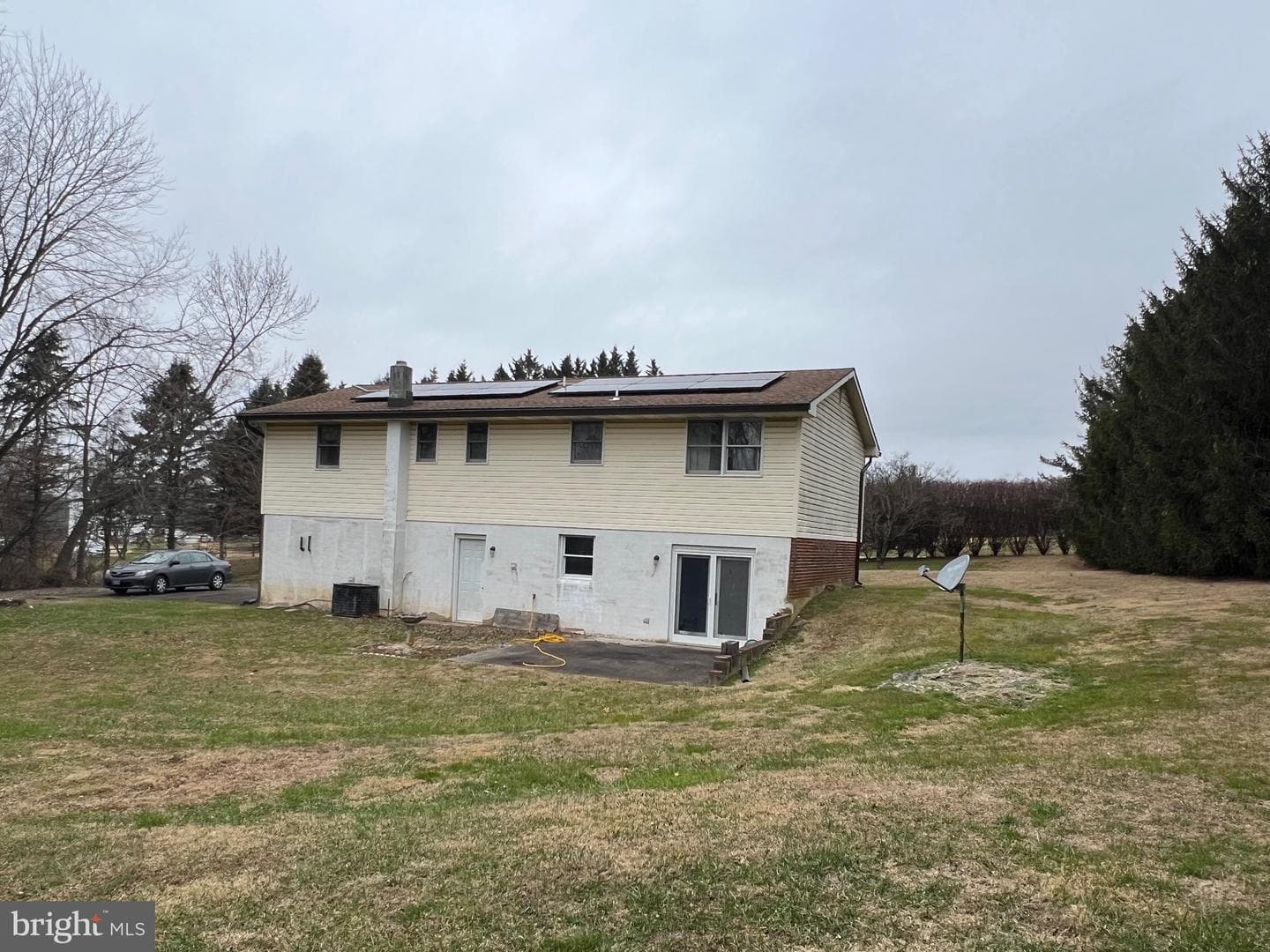 246 Waterway Road photo 5