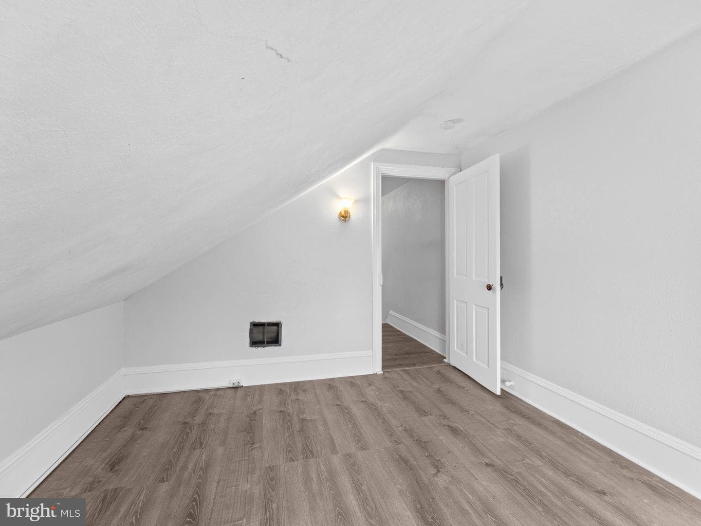 54 N Church Street photo 16