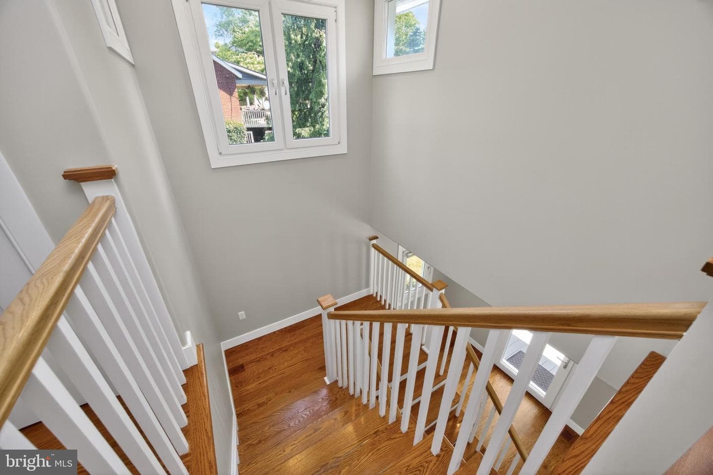 312 N Washington Street photo 24