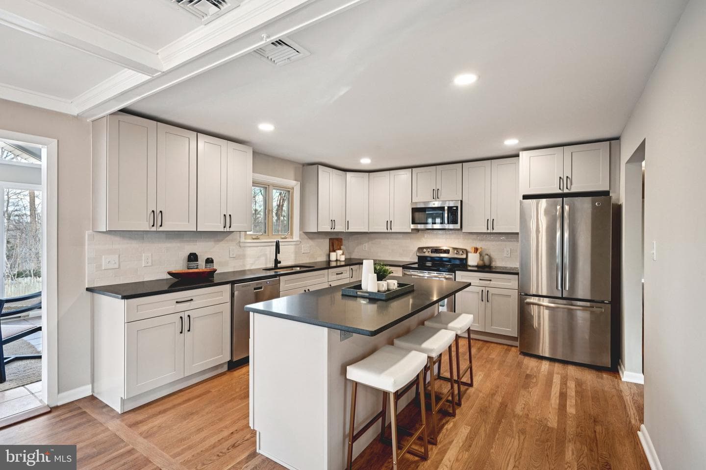 3 Edgewood Drive photo 16
