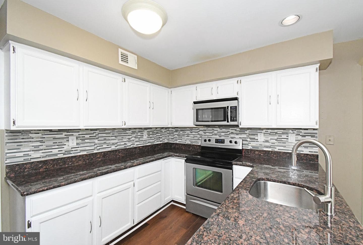 839 Durant Court #21 photo 3