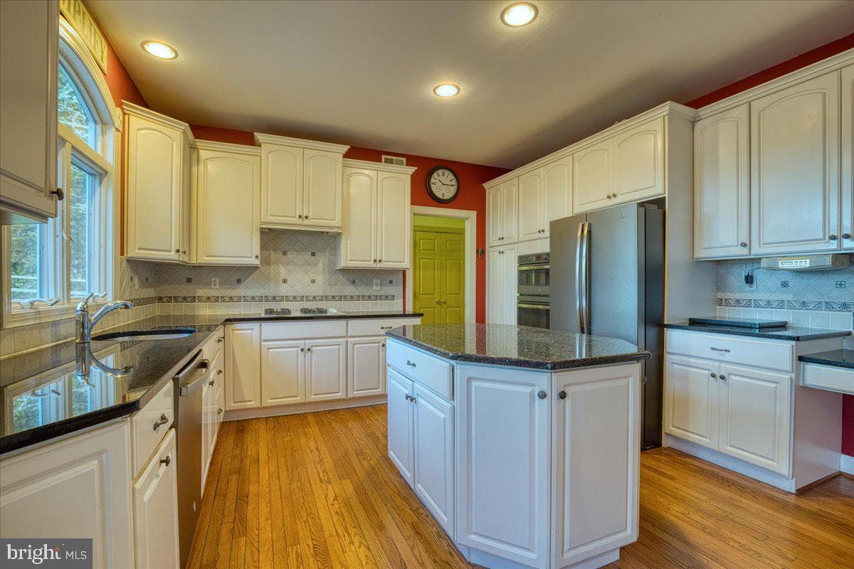 105 Brimful Drive photo 14