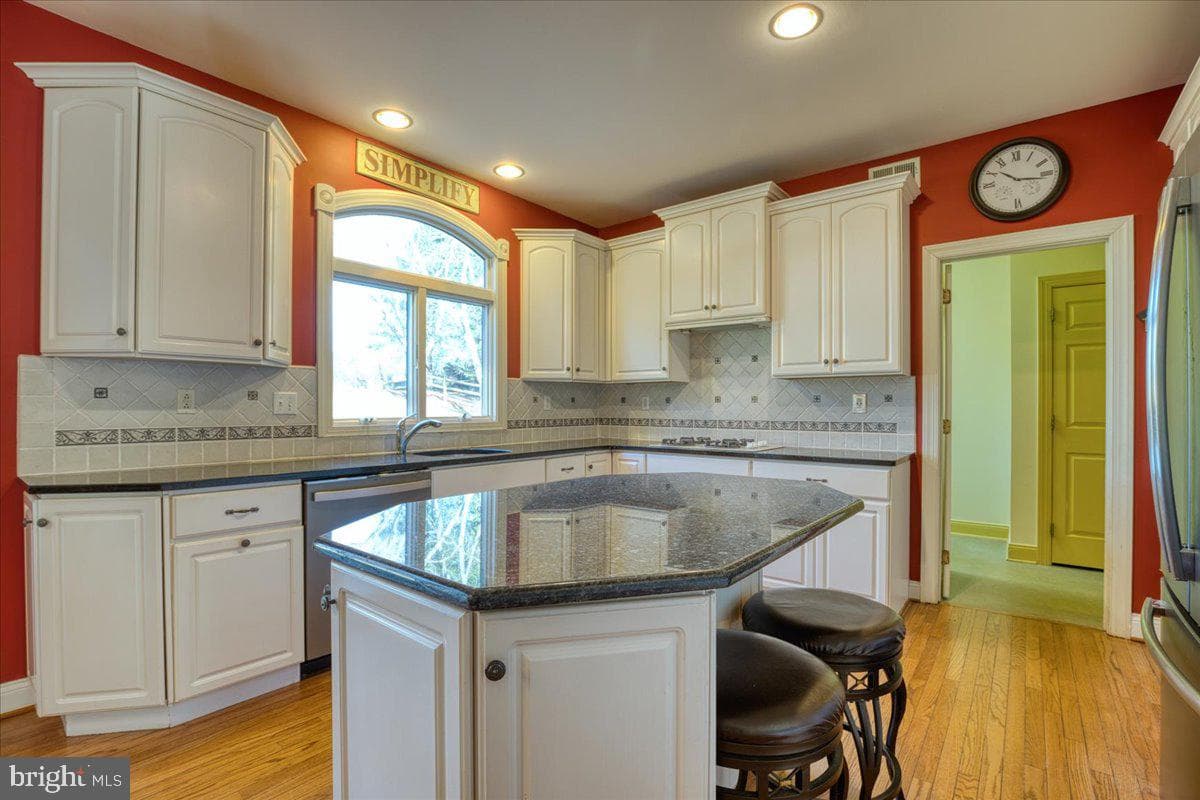 105 Brimful Drive photo 16