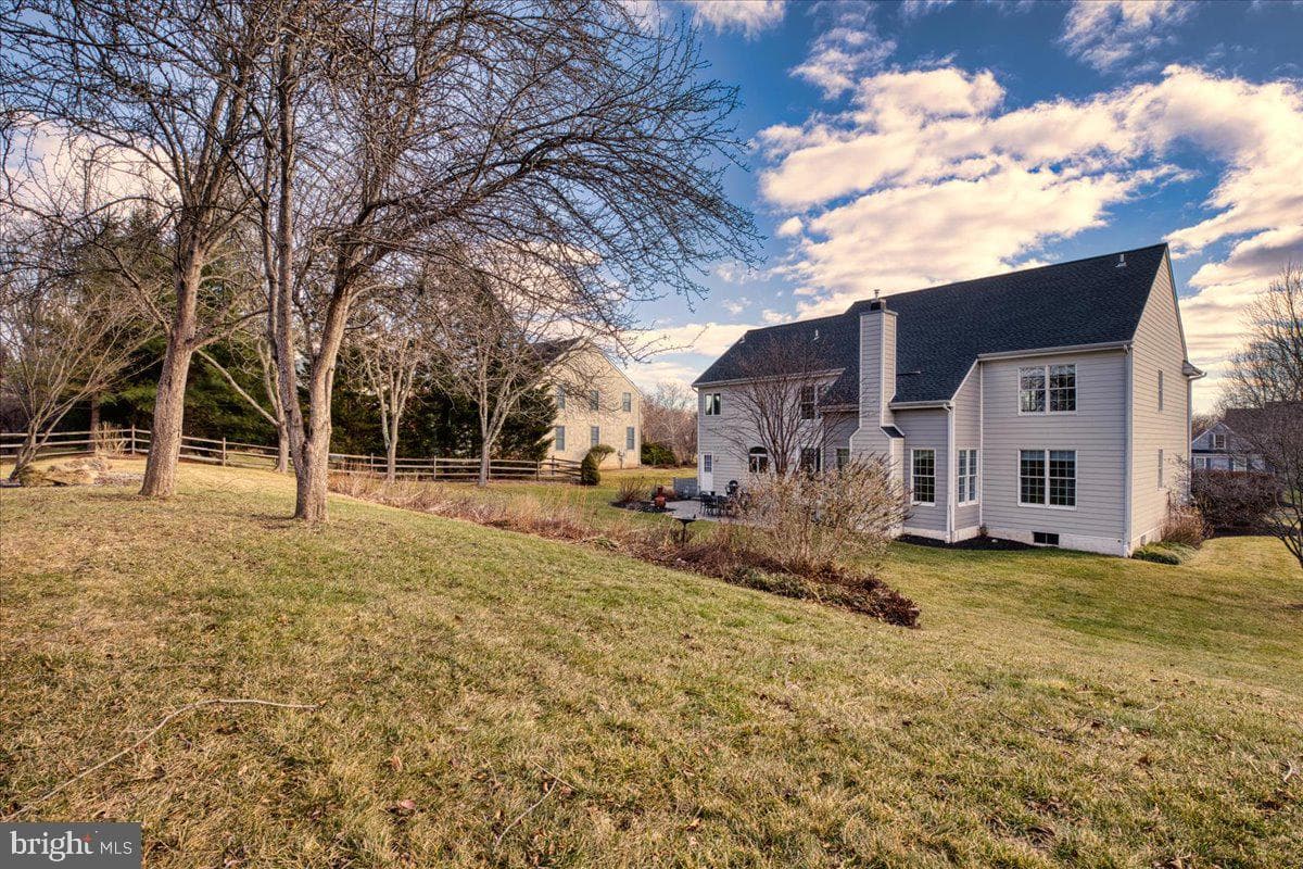 105 Brimful Drive photo 53