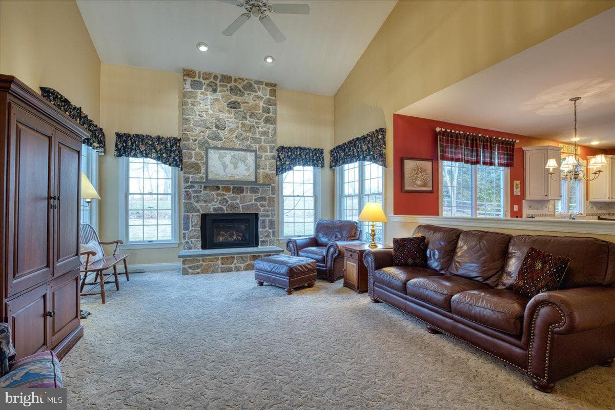 105 Brimful Drive photo 9