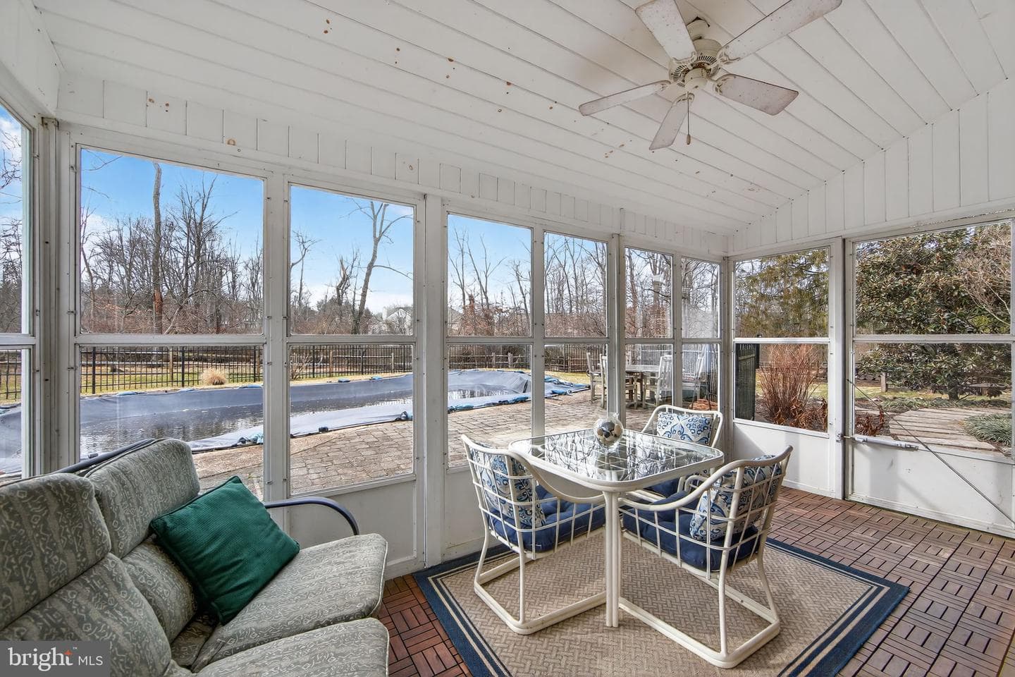 850 Farragut Road photo 16