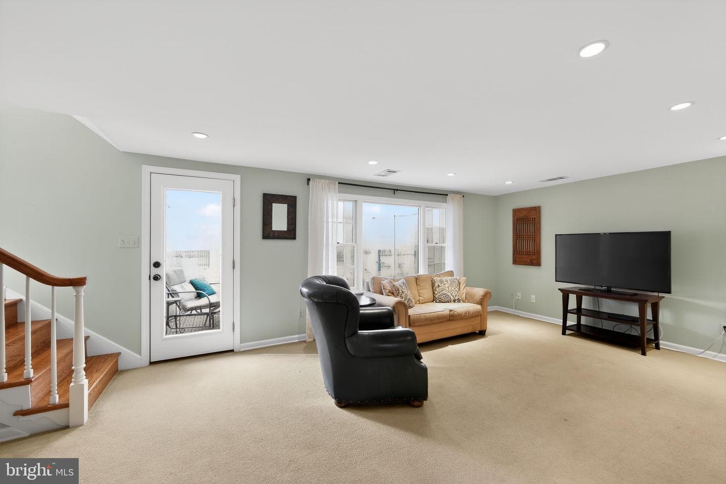 850 Farragut Road photo 18