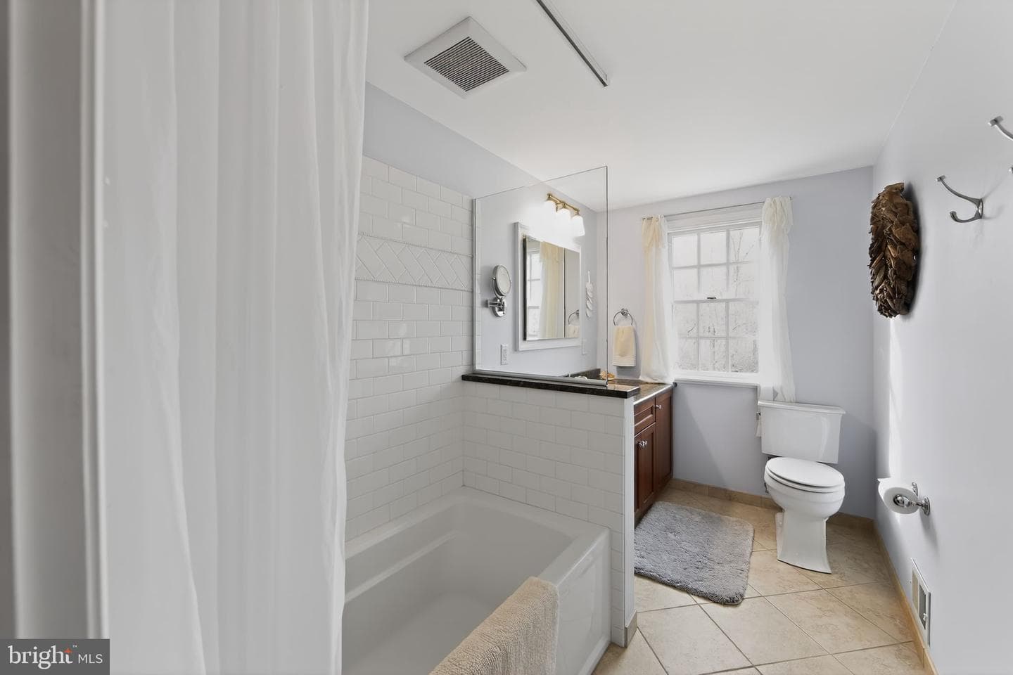 850 Farragut Road photo 28