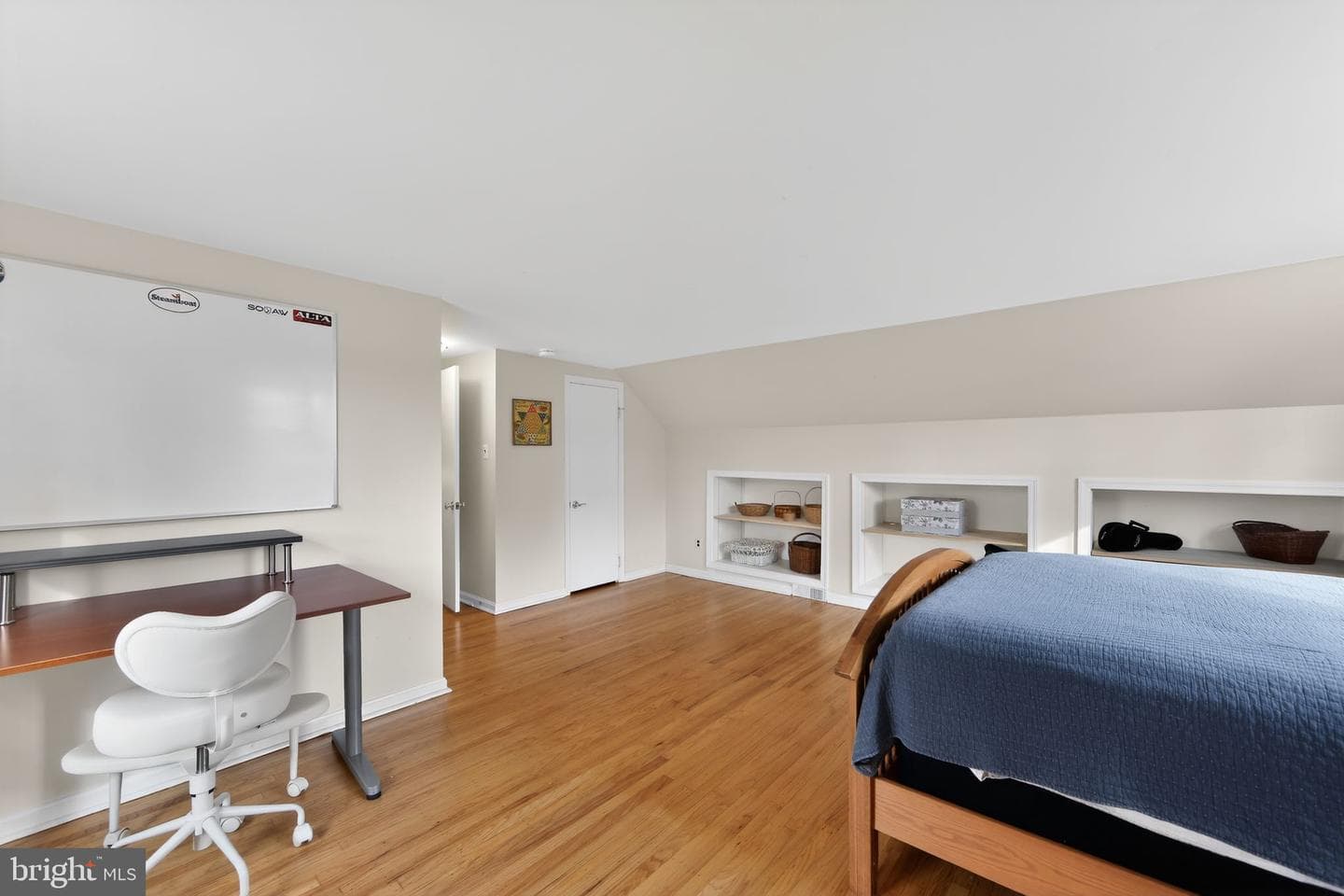850 Farragut Road photo 30