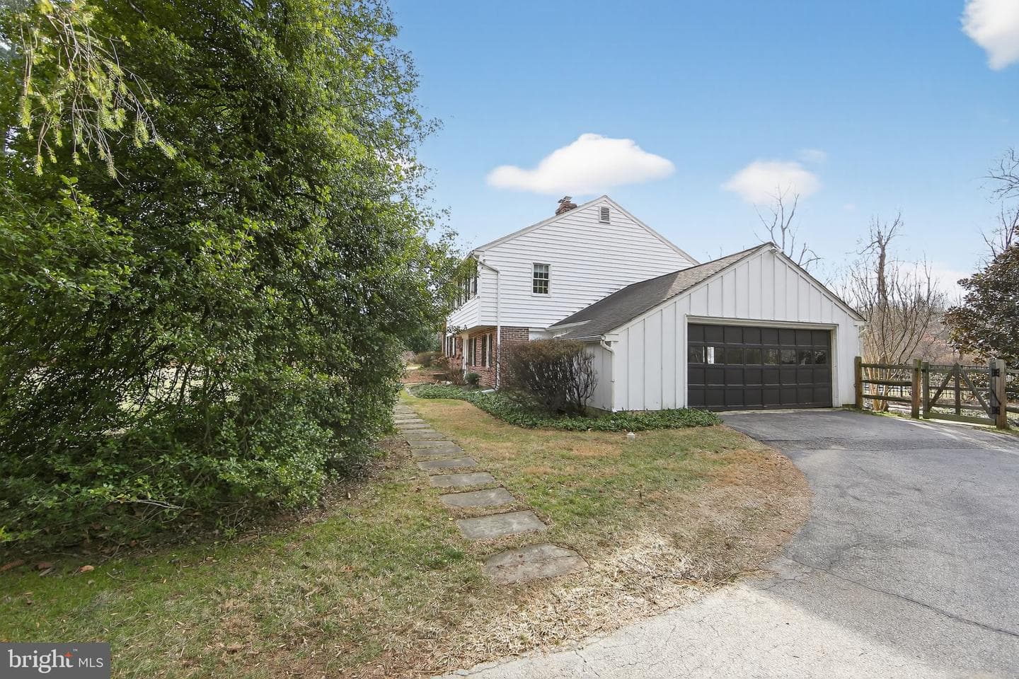 850 Farragut Road photo 34