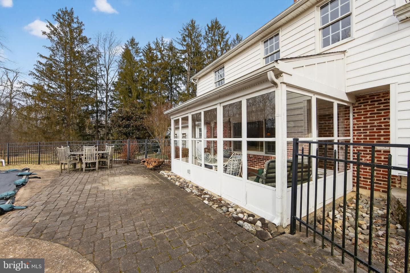 850 Farragut Road photo 36