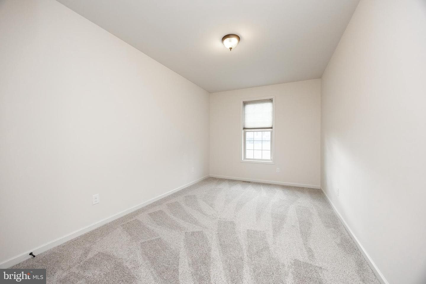 136 Honeycroft Boulevard photo 23