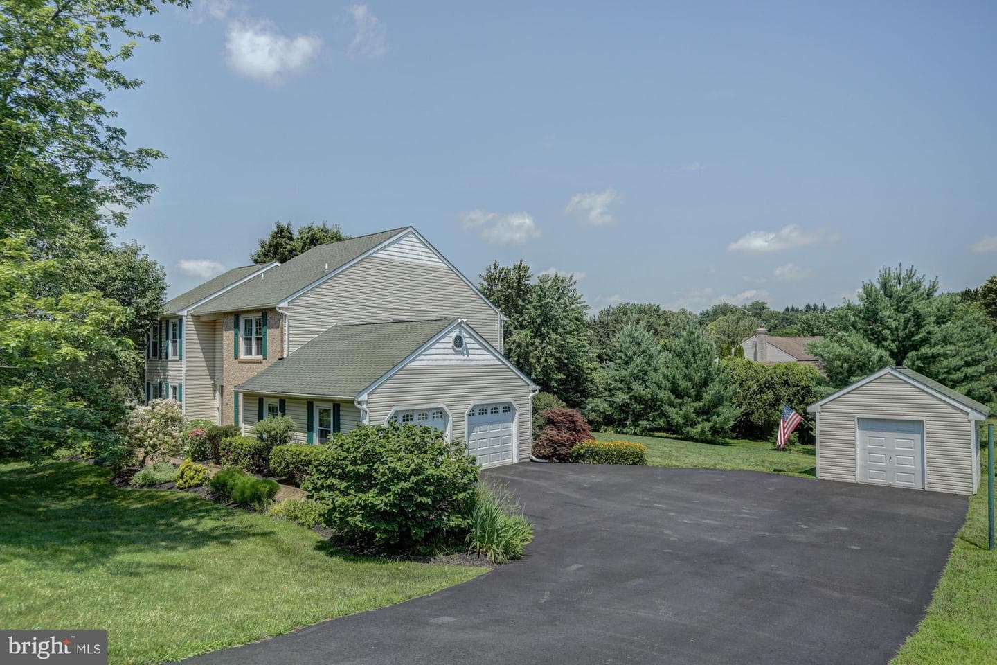 17 Nottingham Drive photo 7