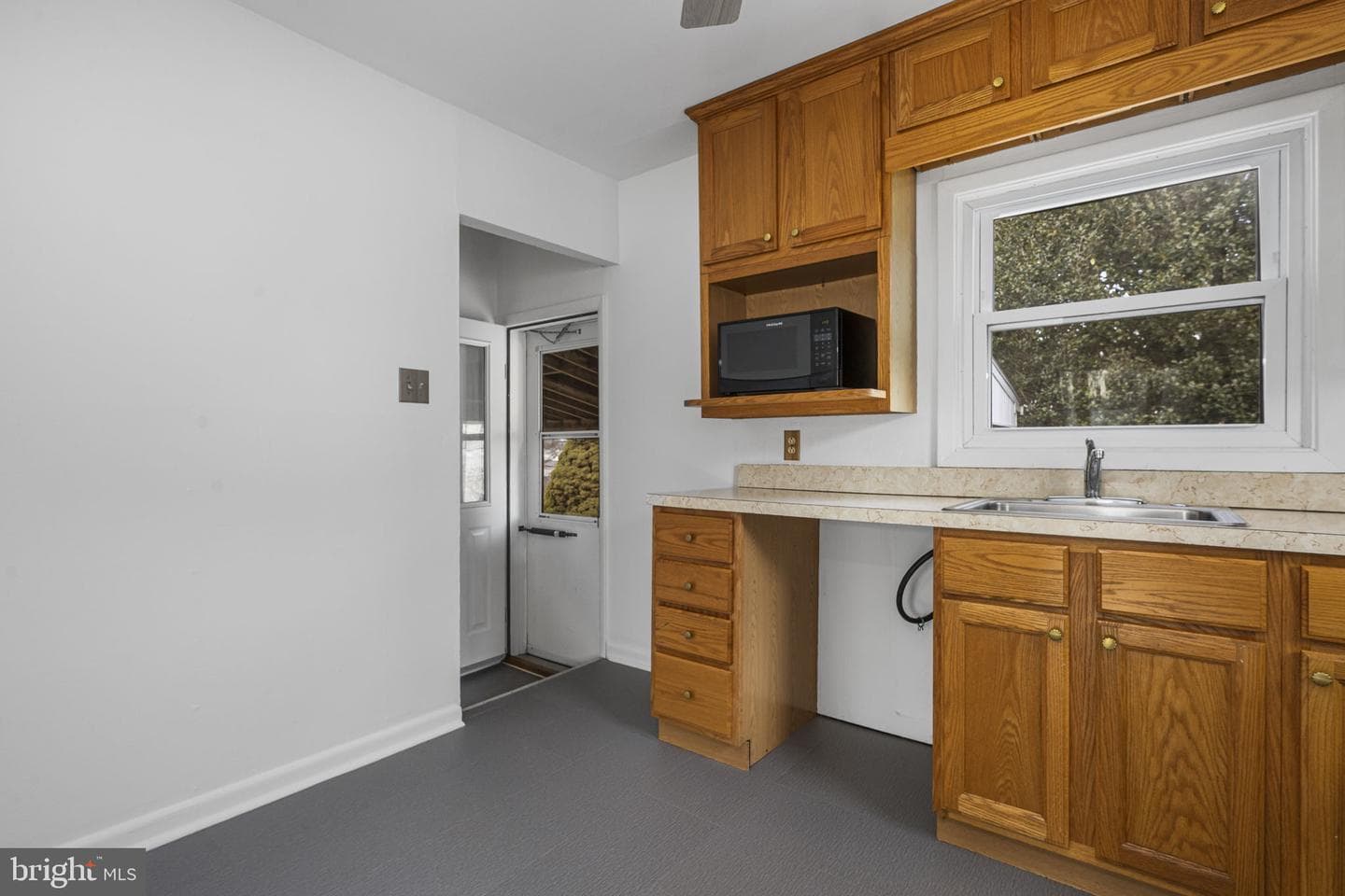 503 W Anderson Avenue photo 10