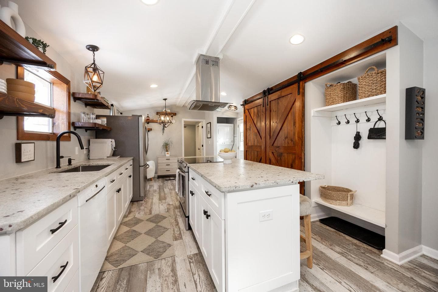 1524 Jonathan Road photo 10