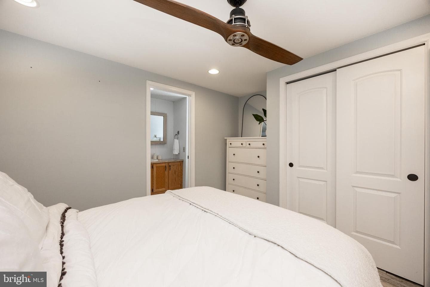 1524 Jonathan Road photo 15