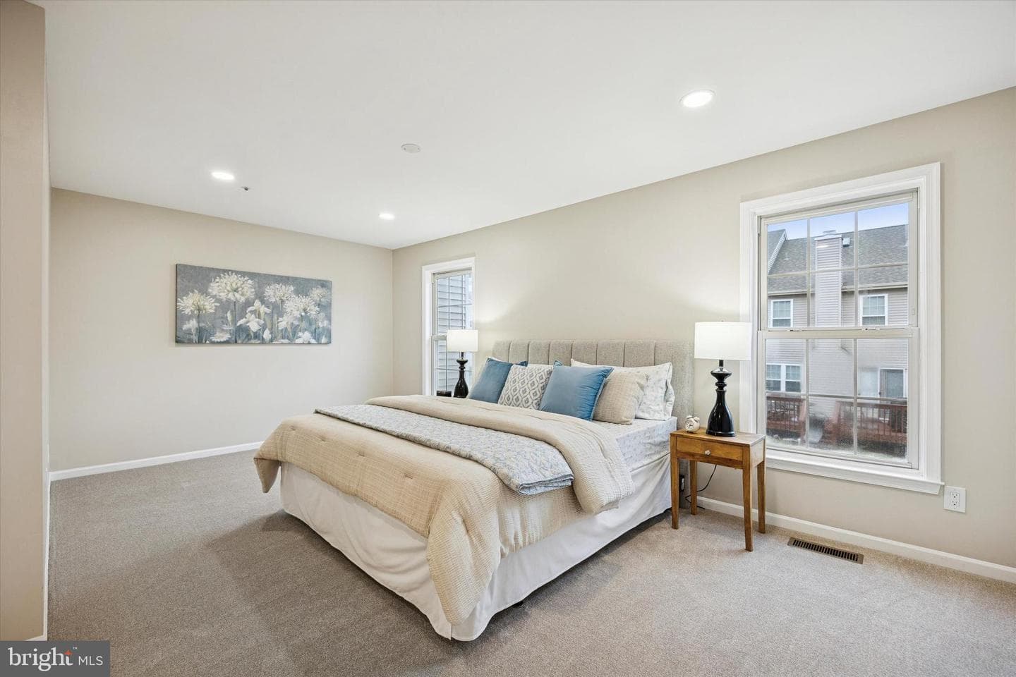 1203 Durham Court photo 16