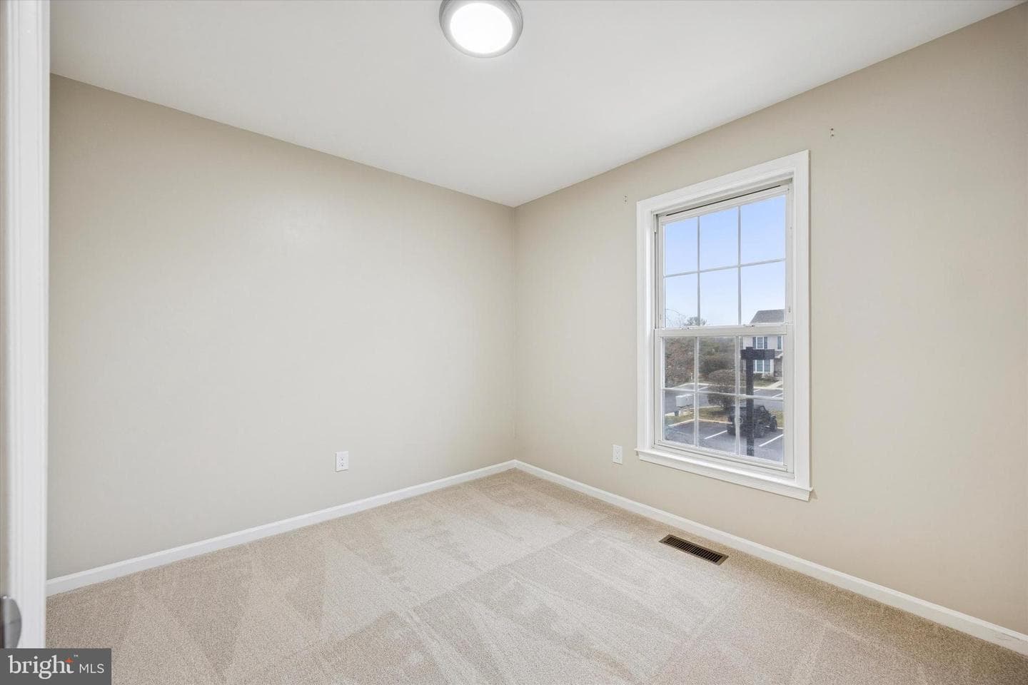 1203 Durham Court photo 26
