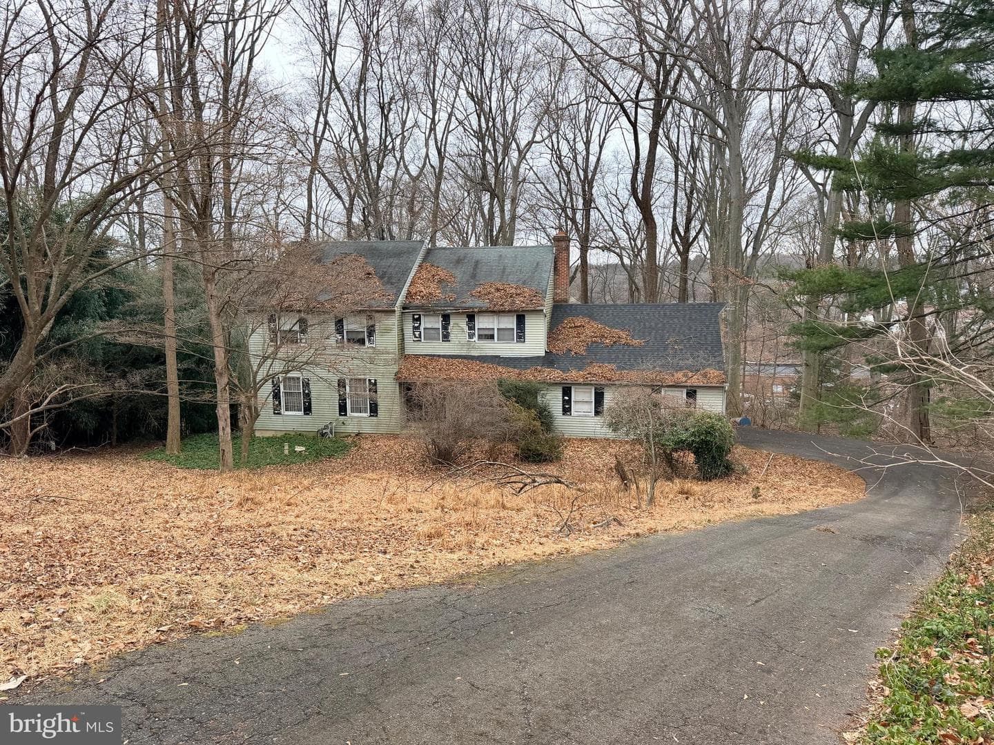 1038 Edgewood Chase photo 2