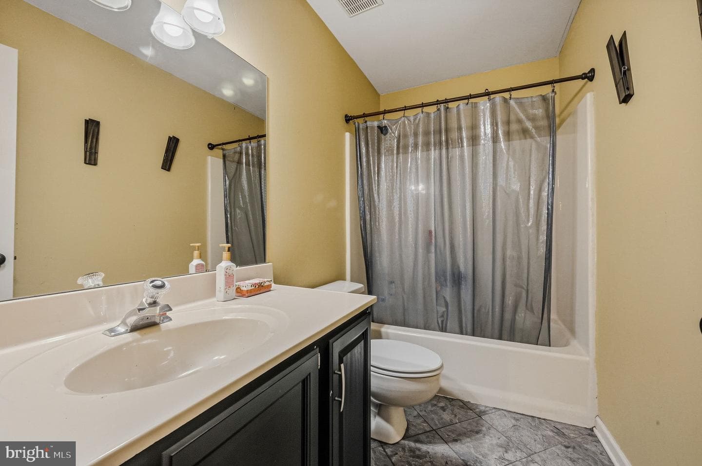 5 Roosevelt Way photo 31