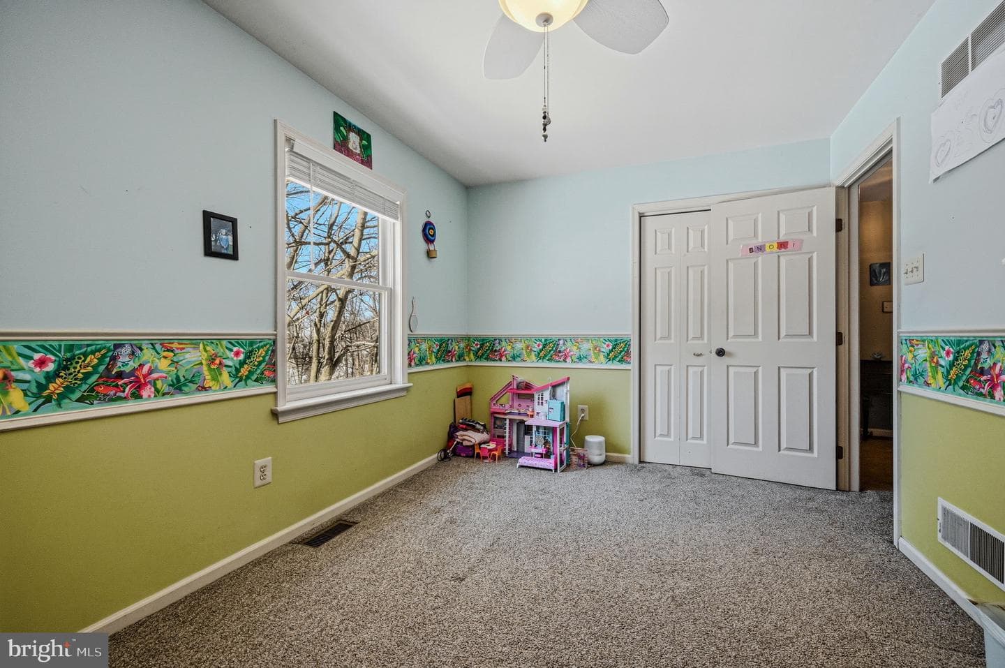 5 Roosevelt Way photo 35