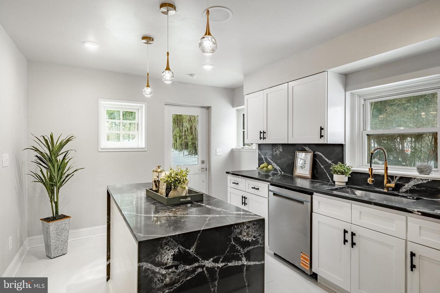 6 Belmar Street photo 5