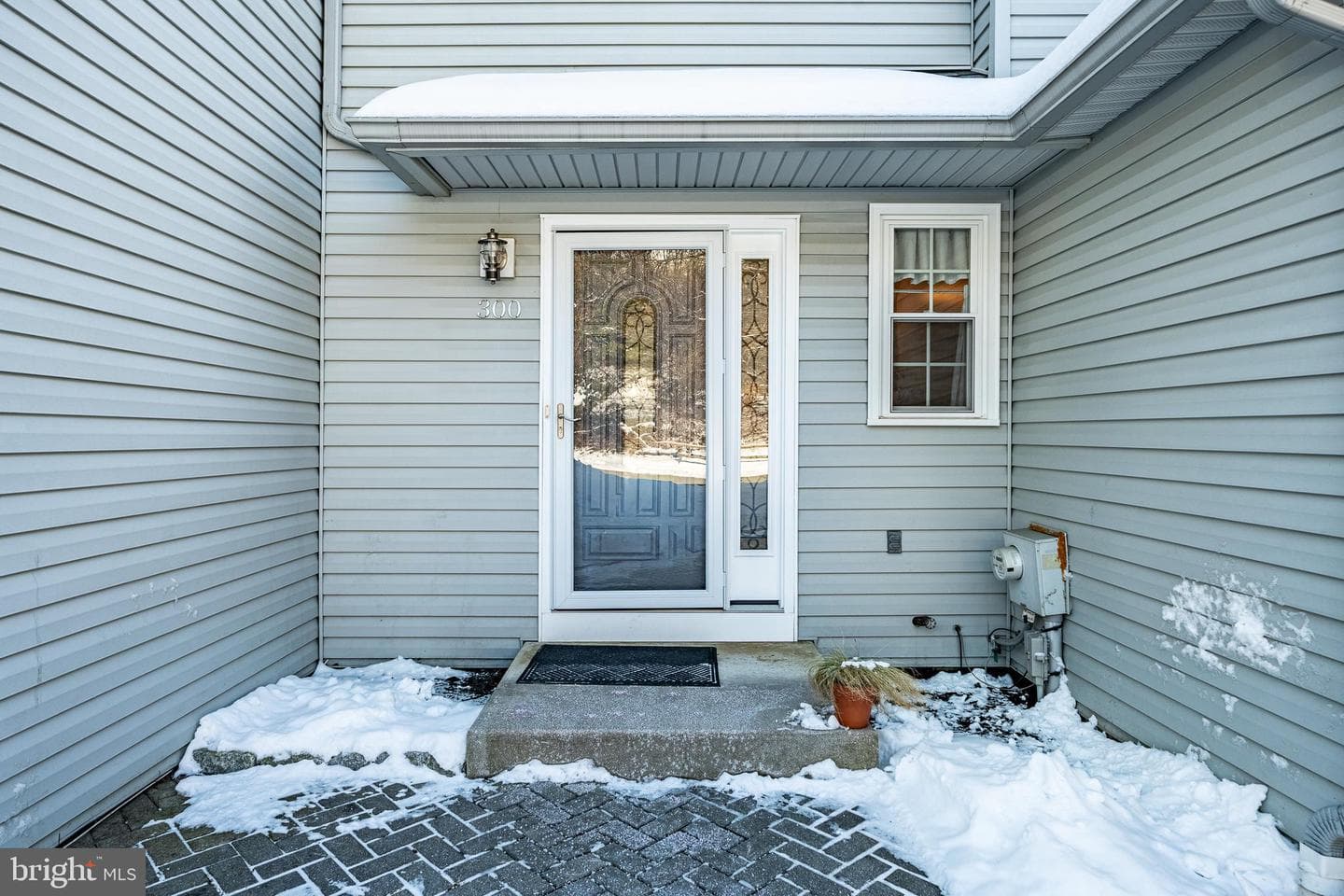 300 Revere Court photo 2