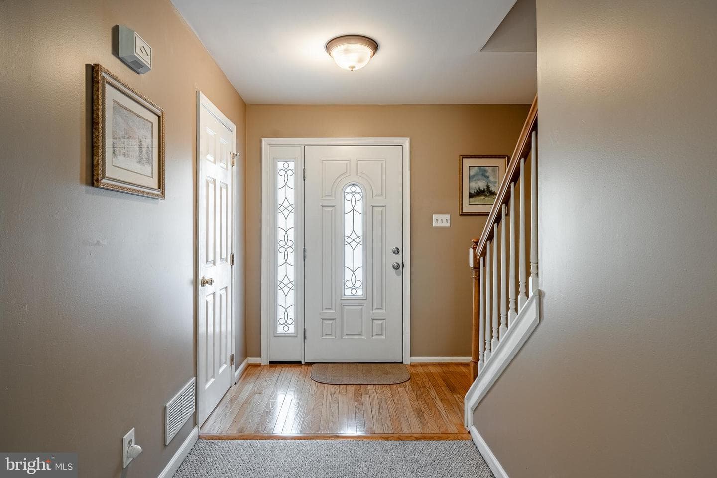 300 Revere Court photo 3
