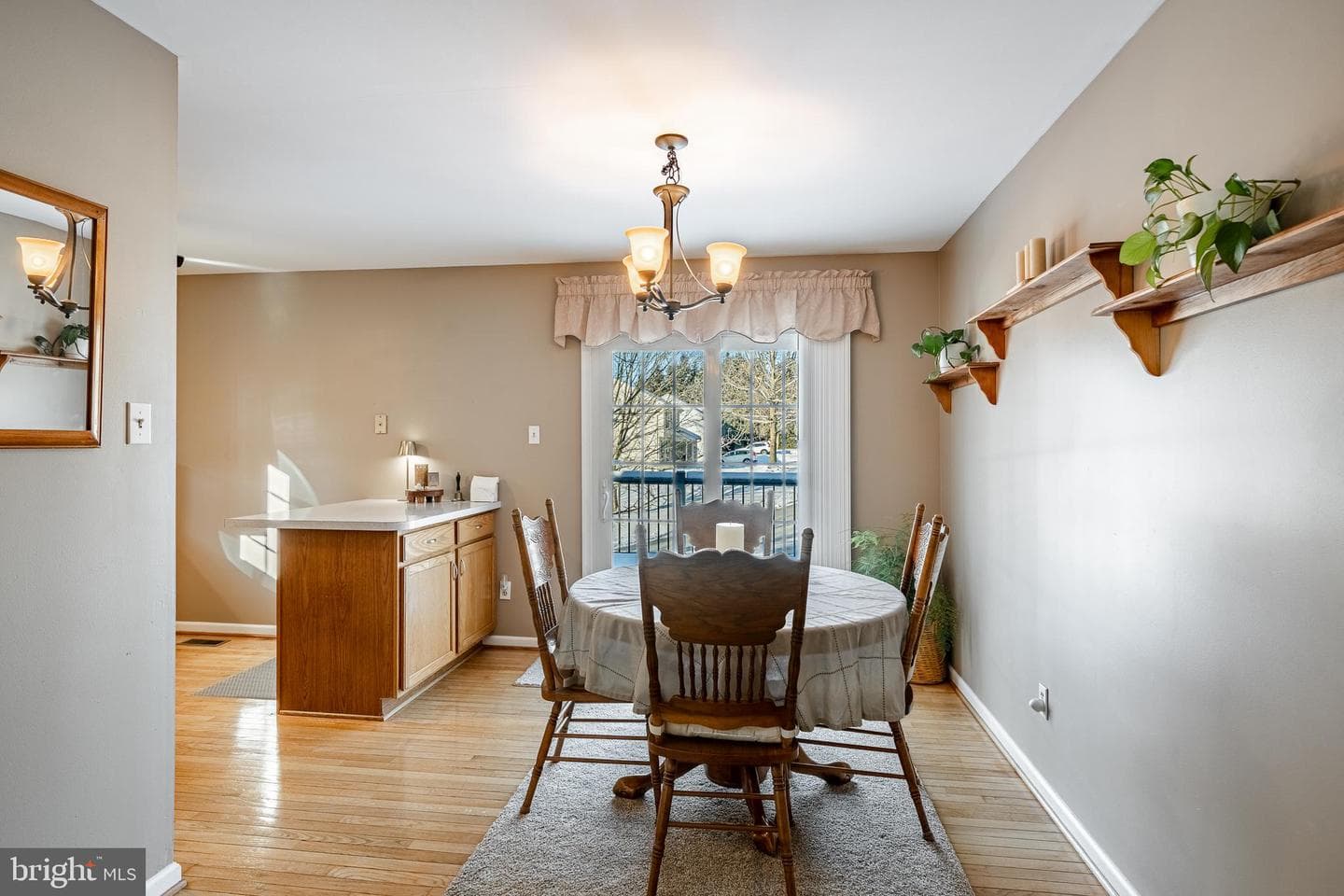 300 Revere Court photo 8