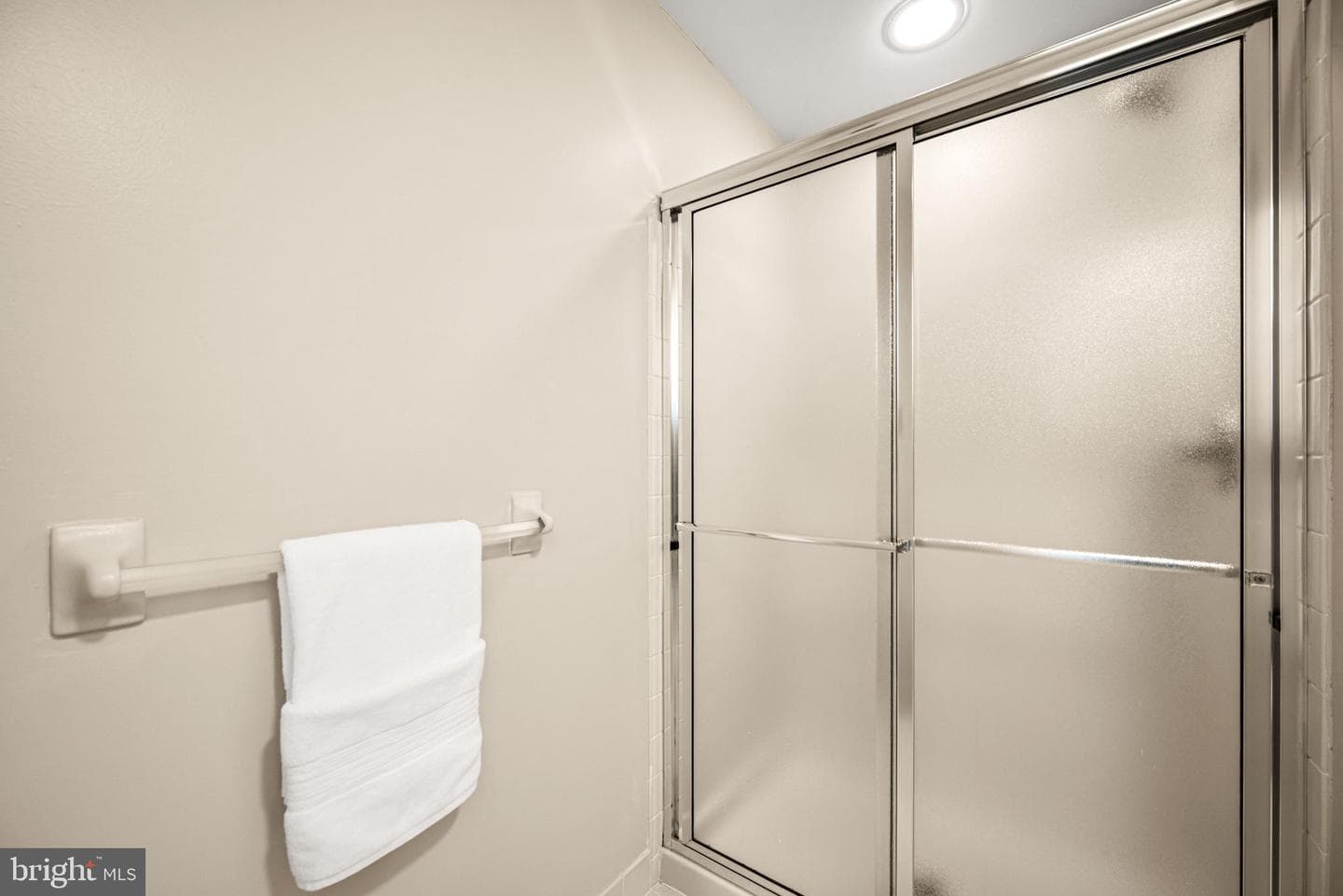 3 Greenstone Way photo 43